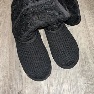 Juicy Couture Gray Knit Slippers